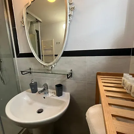 Konukevi Trainspot La Spezia